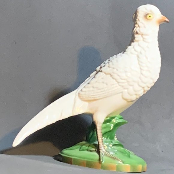 BALL ARTWARE OF CALIFORNIA WHITE DOVE SCULPTURE FIGURE /FIGURINE - Picture 1 of 3